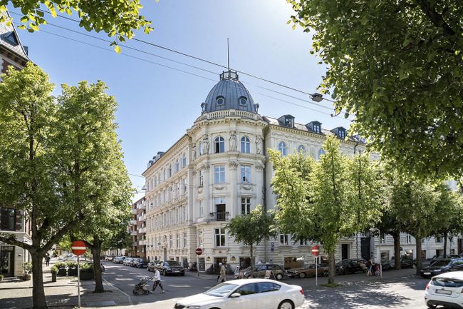 Henrik Ibsens Vej 2, 1. tv. 